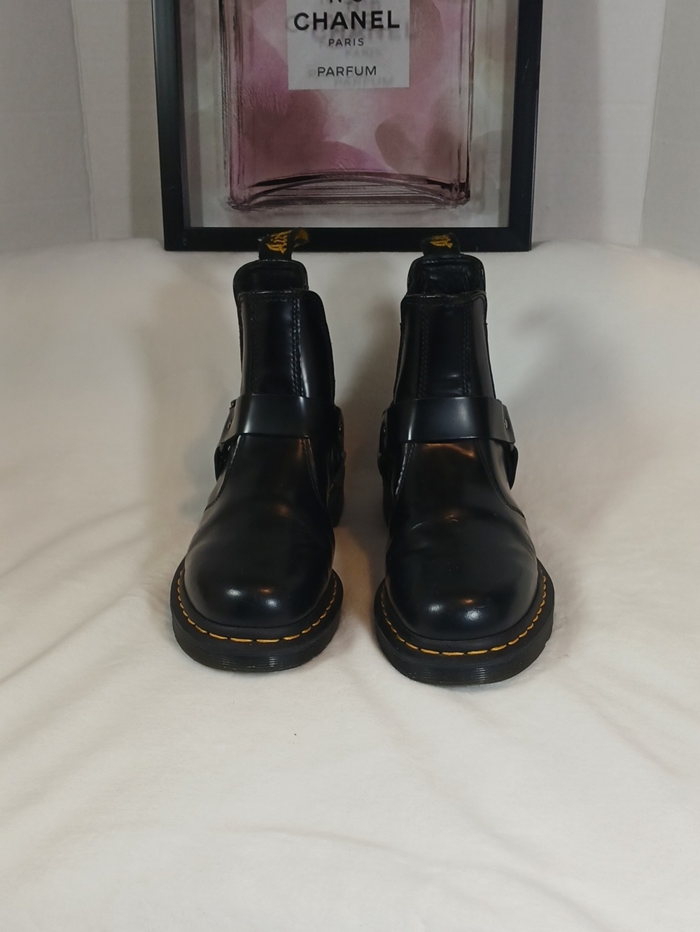 Dr. Martens Wincox Chelsea Boot Black Unisex M8/W9
